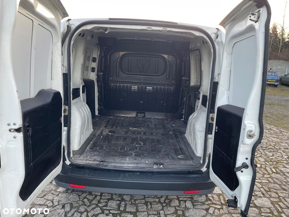 Fiat Doblo - 19