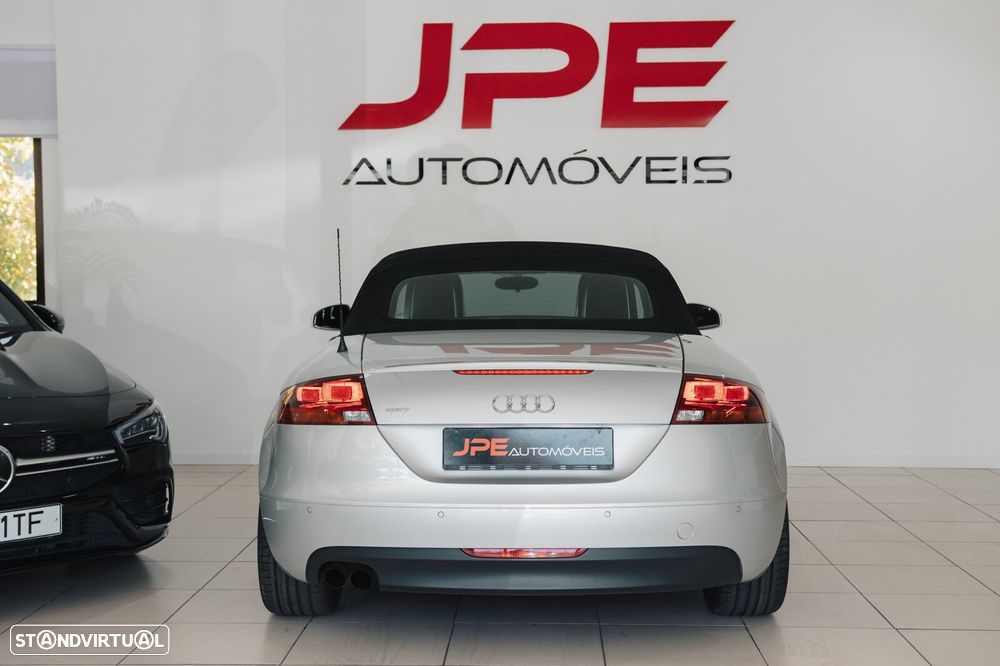 Audi TT Roadster 2.0 TFSi S-line - 2
