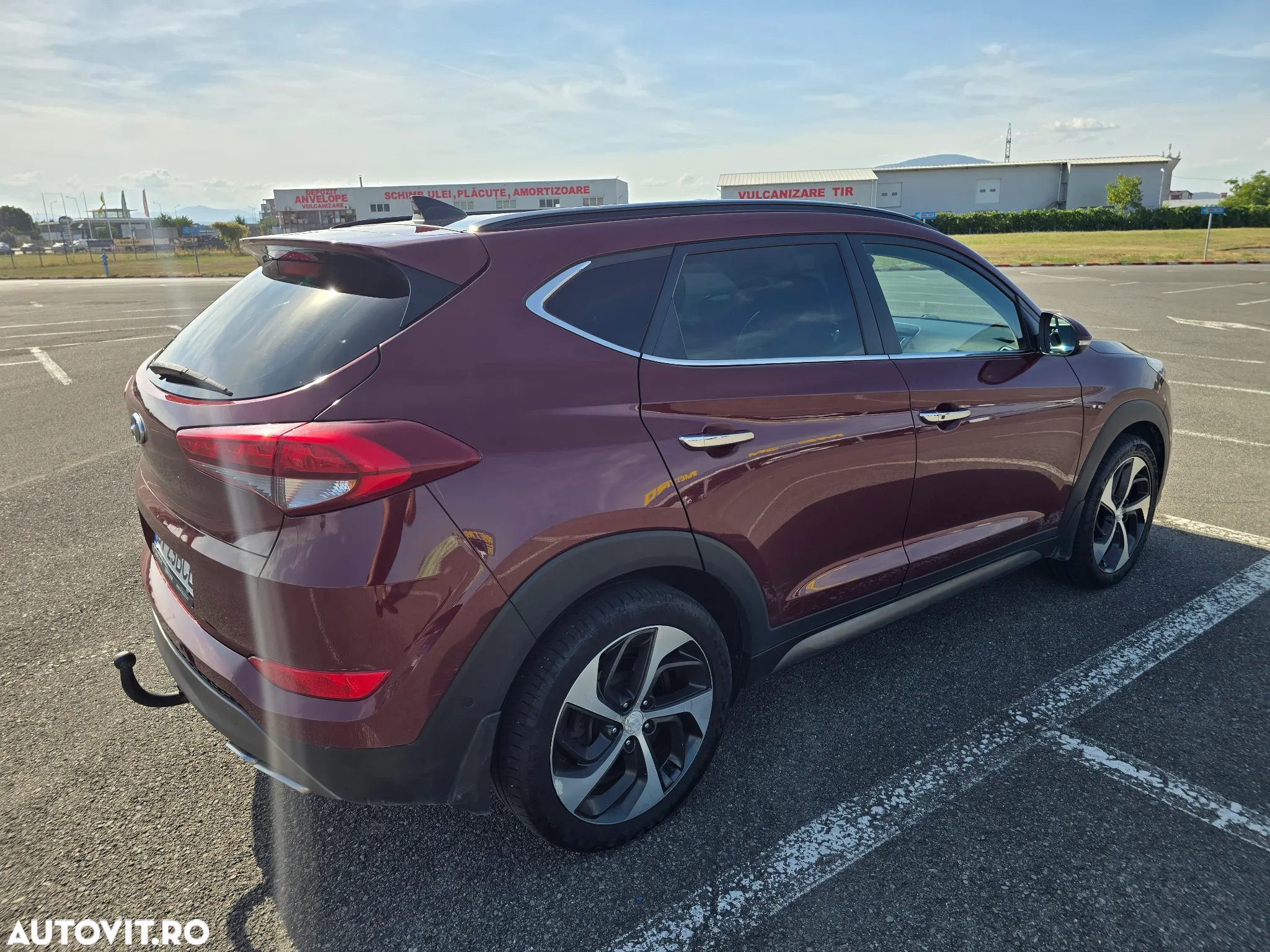 Hyundai Tucson 2.0 CRDI 4WD 6AT Luxury+ - 3