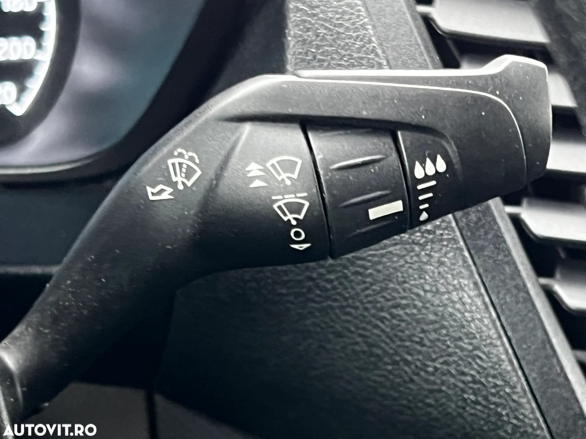 Ford Transit Connect - 17