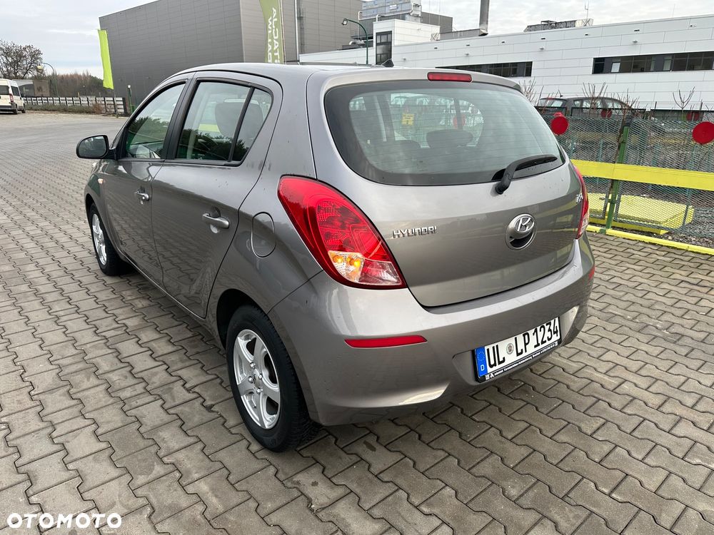 Hyundai i20 1.25 Wersja Jubileuszowa - 4