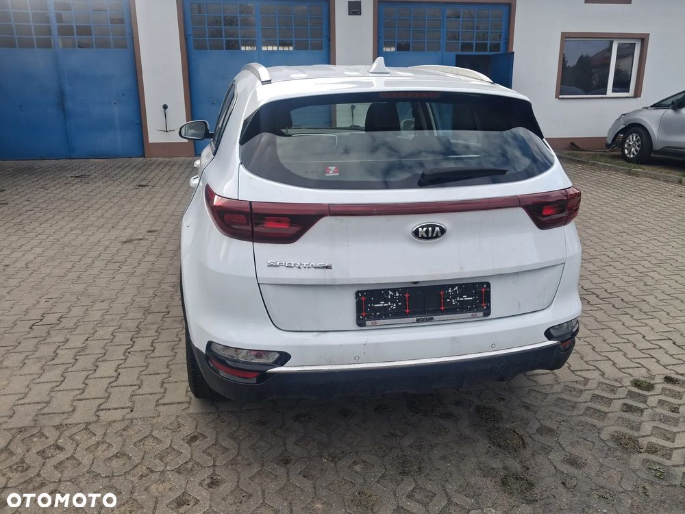 Kia Sportage 1.6 GDI 2WD Black Edition - 6