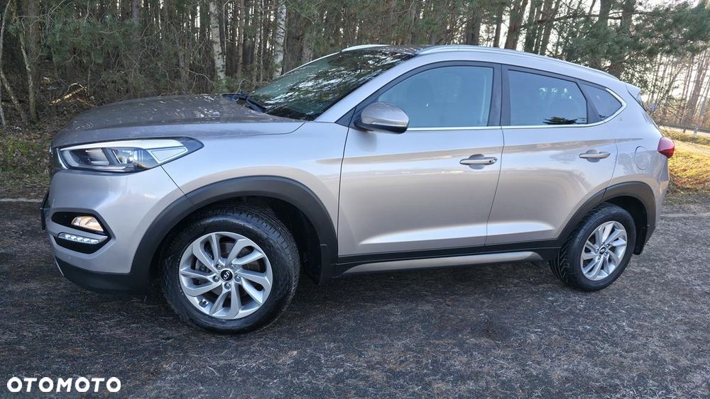 Hyundai Tucson - 16