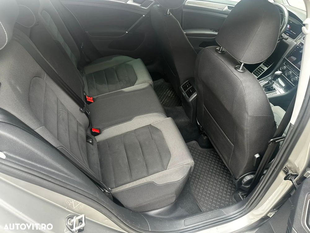 Volkswagen Golf 2.0 TDI DPF BMT DSG GTD - 21