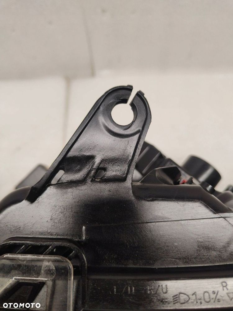 Toyota RAV 4 LIFT FULL LED 2023 Przód strona lewa STANLEY 42-113 - 6