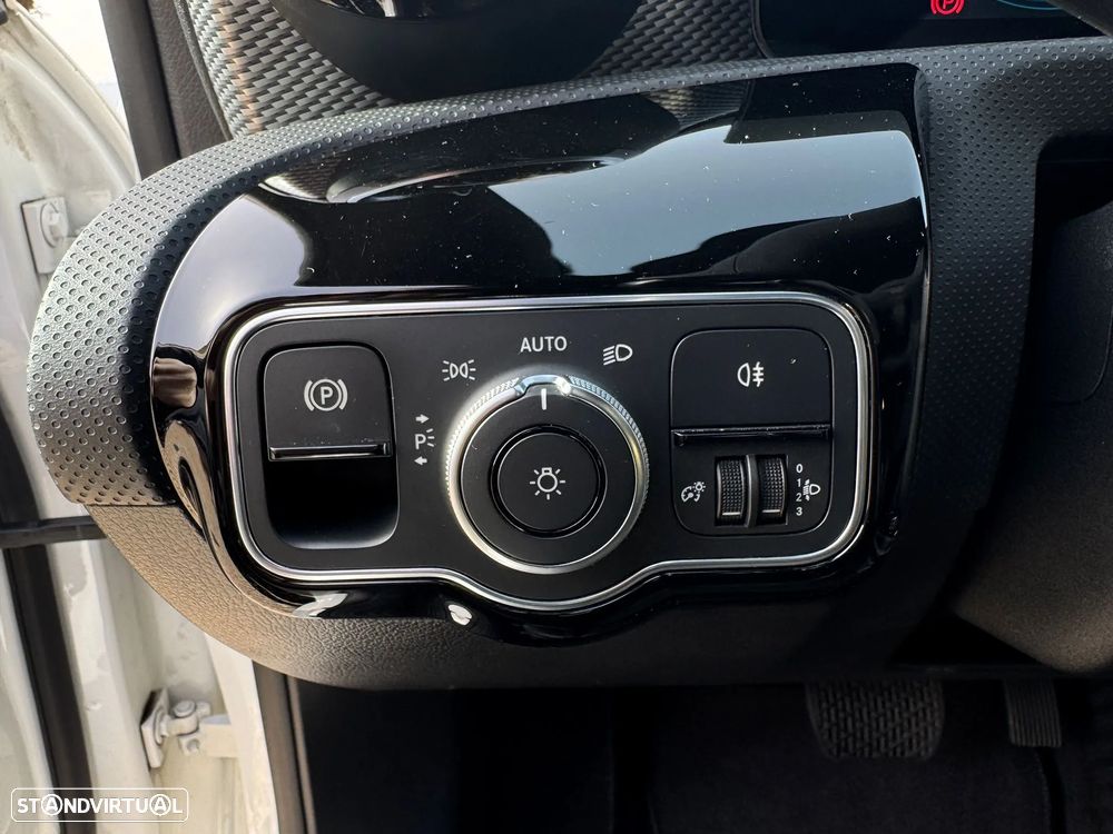 Mercedes-Benz CLA 180 d 7G-DCT Progressive - 21