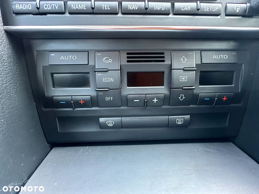 Audi A4 Avant 2.0 TDI DPF - 11