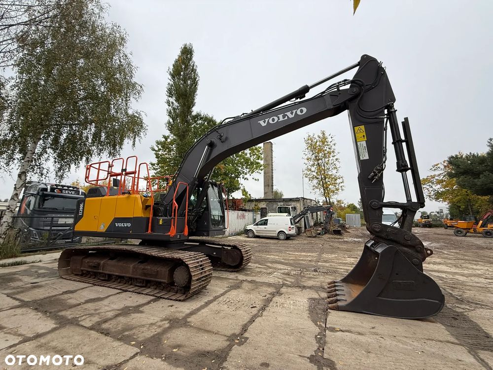 Volvo EC 200 EL ( EC 220 ) - 9