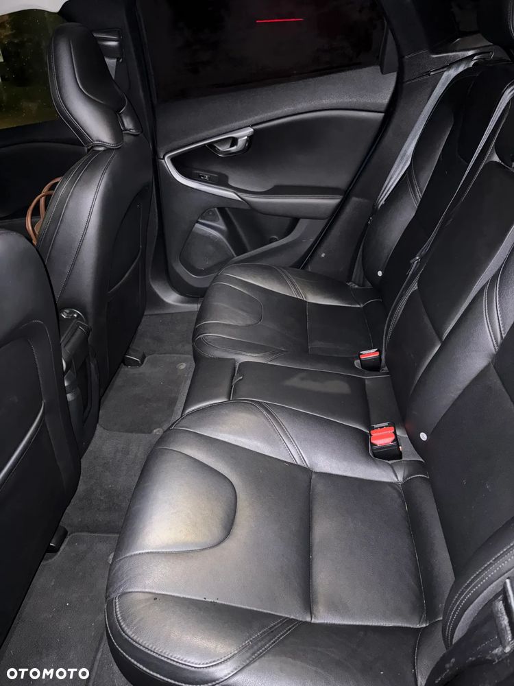 Volvo V40 D2 Powershift - 10