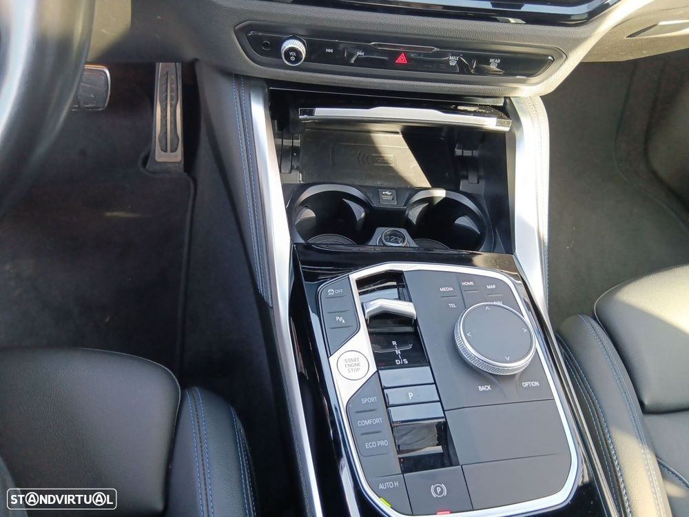 BMW 220 d Pack Desportivo M Pro Auto - 18