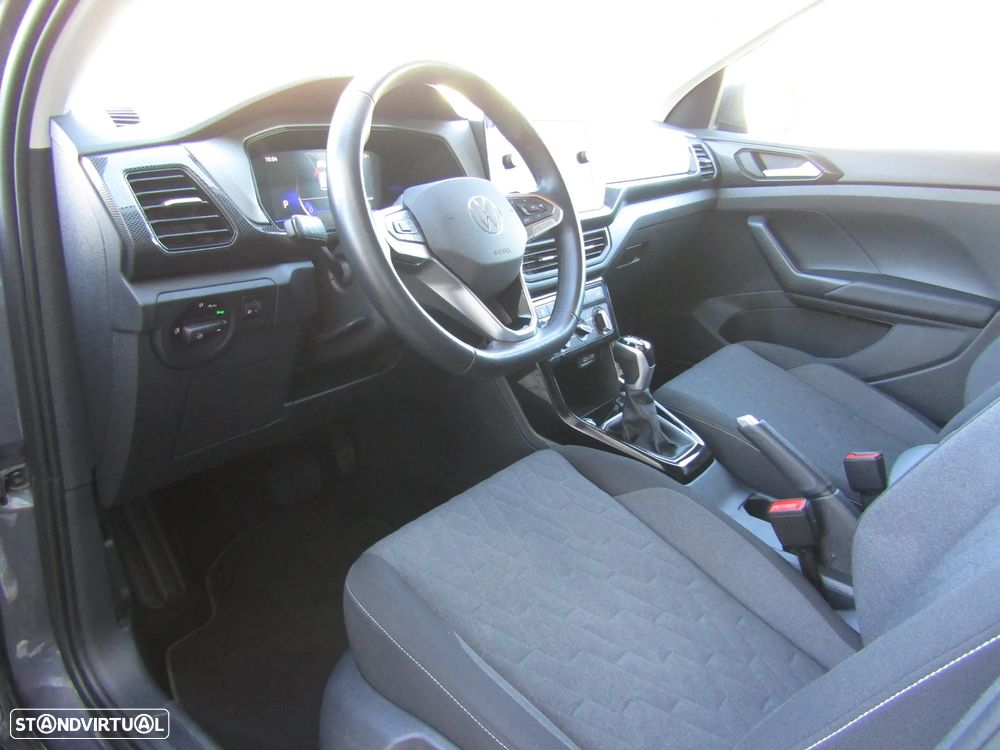 VW T-Cross 1.0 TSI Urban DSG - 11