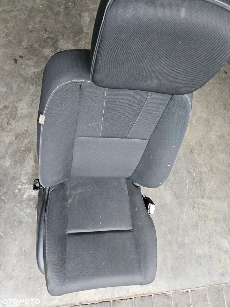 Renault Megane III  fotel Fotele przód przedni prawy kanapa - 1