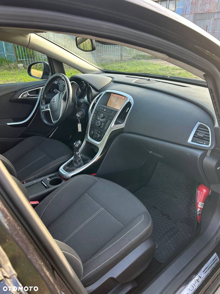 Opel Astra 1.7 CDTI Cosmo - 11