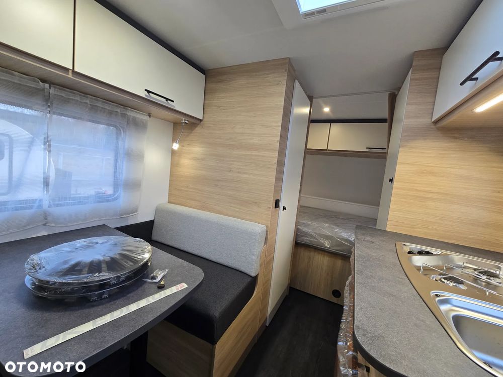 Caravelair 426 alba 1150dmc 3 sypialnie PIĘTRUS hobby adria knaus - 4