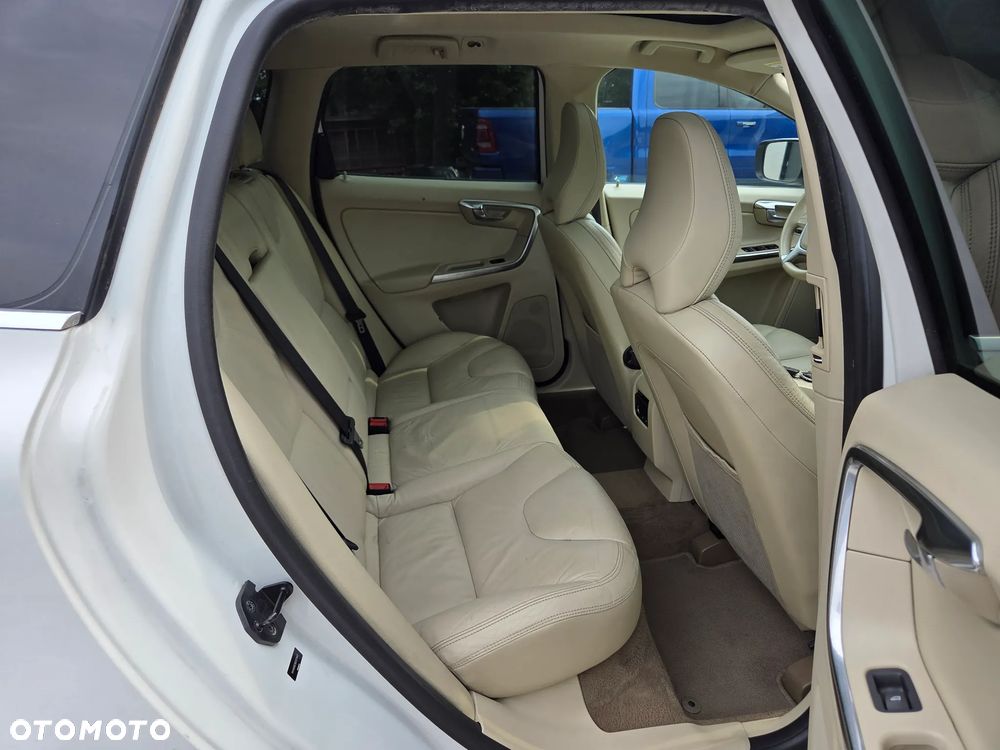 Volvo XC 60 3.2 AWD Summum - 13