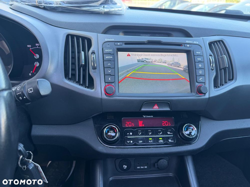 Kia Sportage 2.0 CRDI L AWD - 9