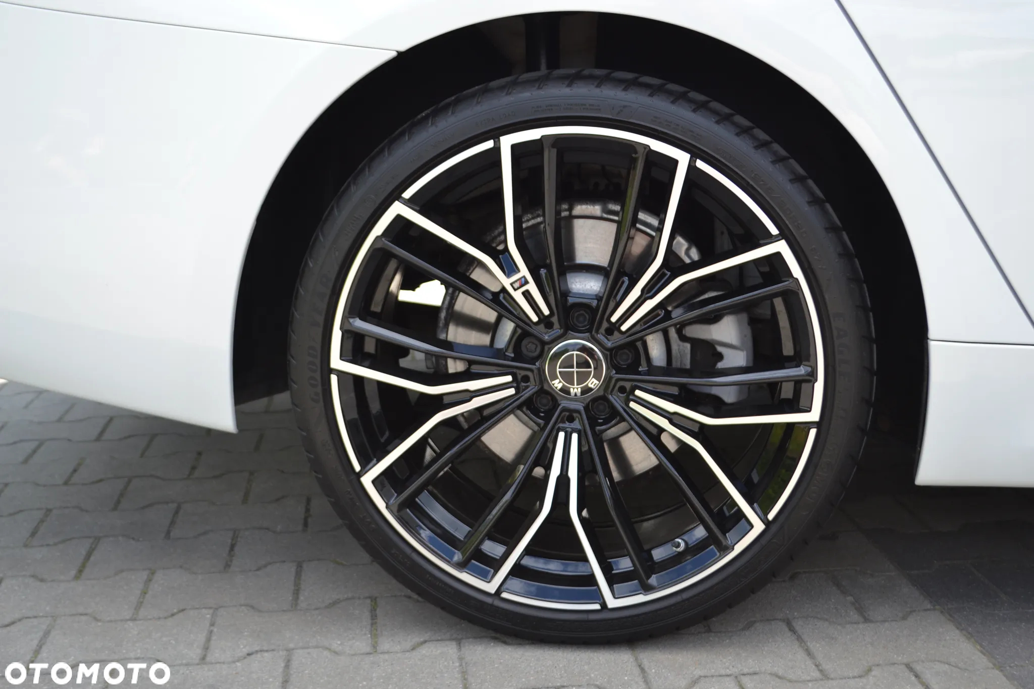 BMW Seria 5 - 12