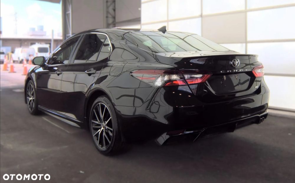 Toyota Camry 2.5 Hybrid Prestige CVT - 9