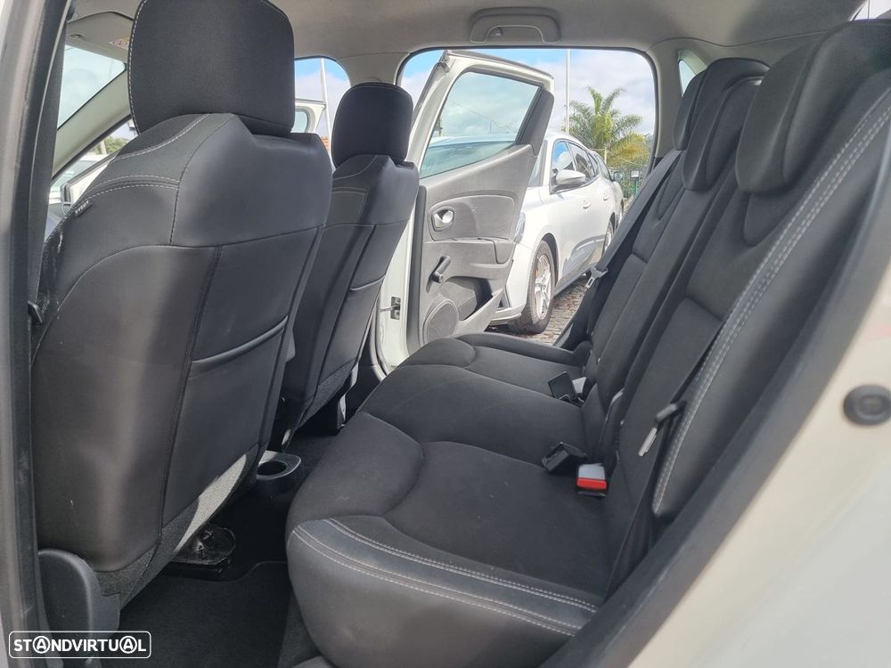 Renault Clio 1.5 dCi Dynamique S EDC - 15