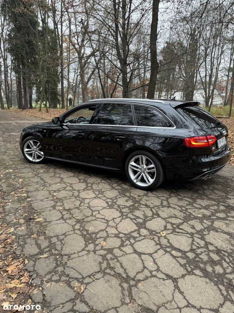Audi A4 Avant - 13