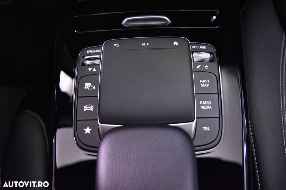 Mercedes-Benz CLA 250 e 8G-DCT - 17