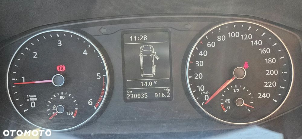 Volkswagen Transporter Lang EU6 - 14