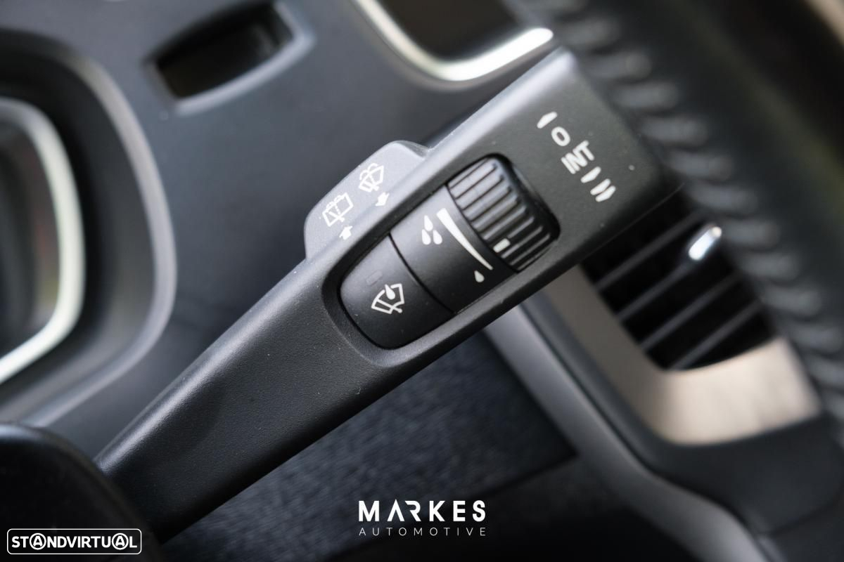 Volvo V40 1.6 D2 Eco Momentum - 22
