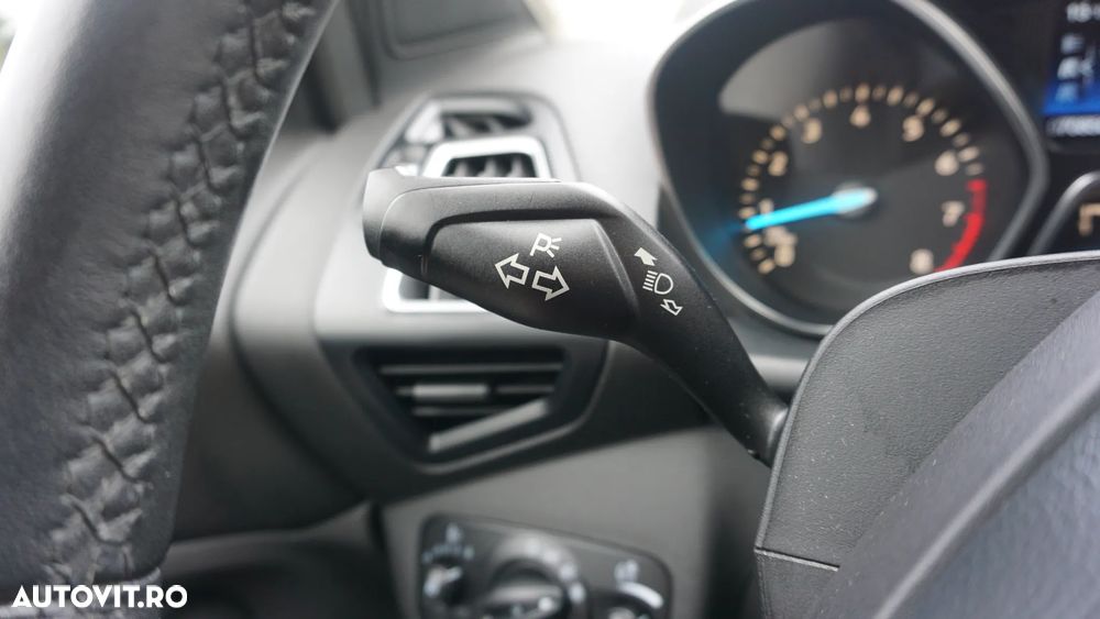 Ford Kuga 1.5 EcoBoost 4x4 Aut. Titanium - 22