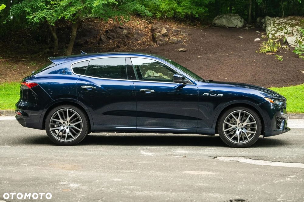 Maserati Levante - 8