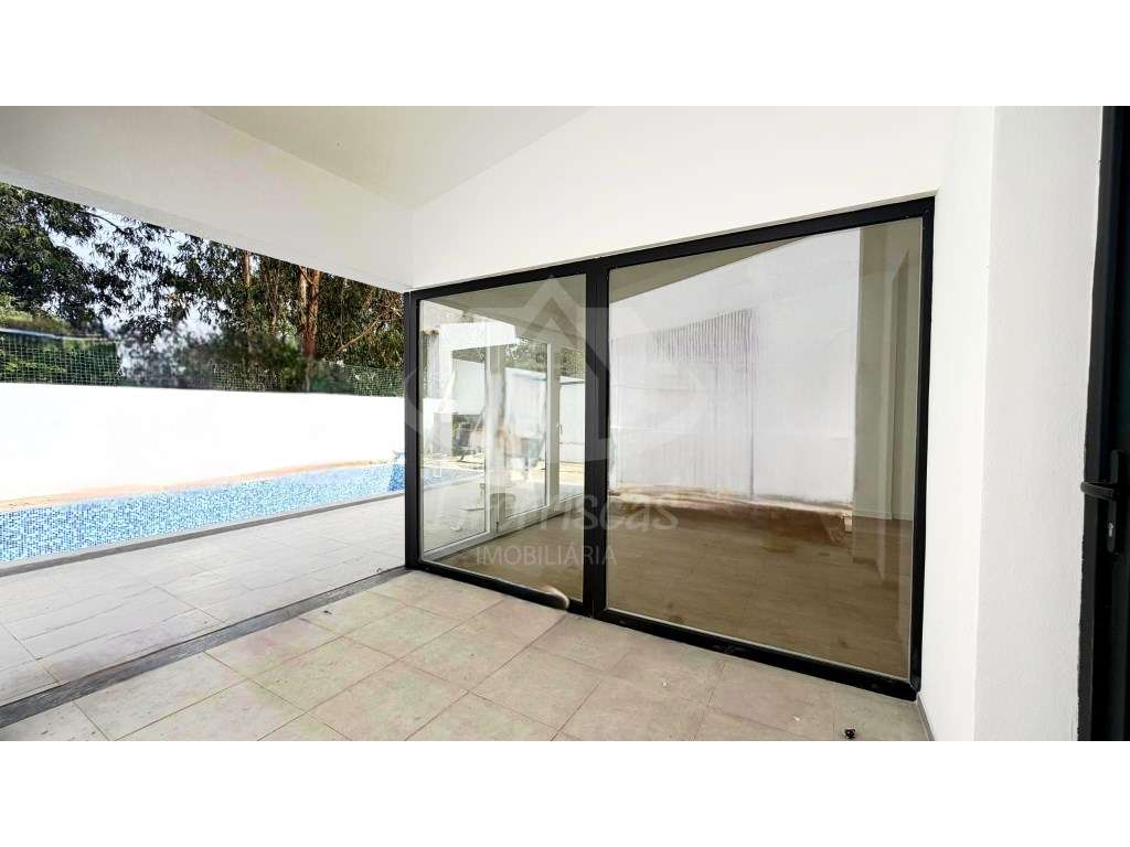 Moradia térrea V3 com piscina e excelente localização no Alto do Ín... - Grande imagem: 4/52
