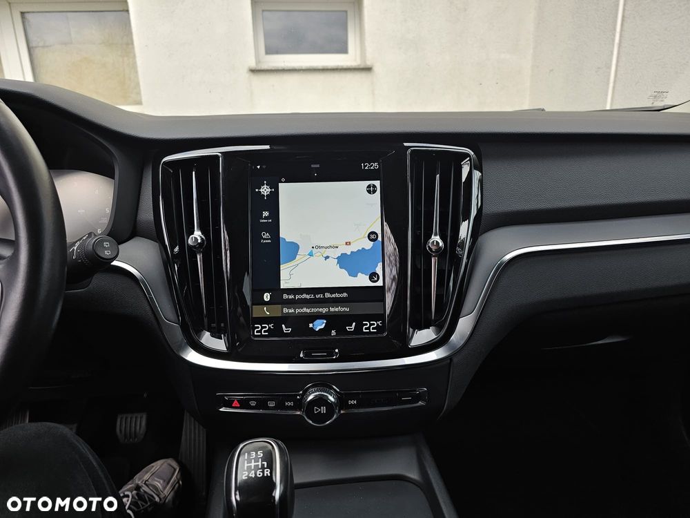 Volvo V60 D3 Momentum - 24