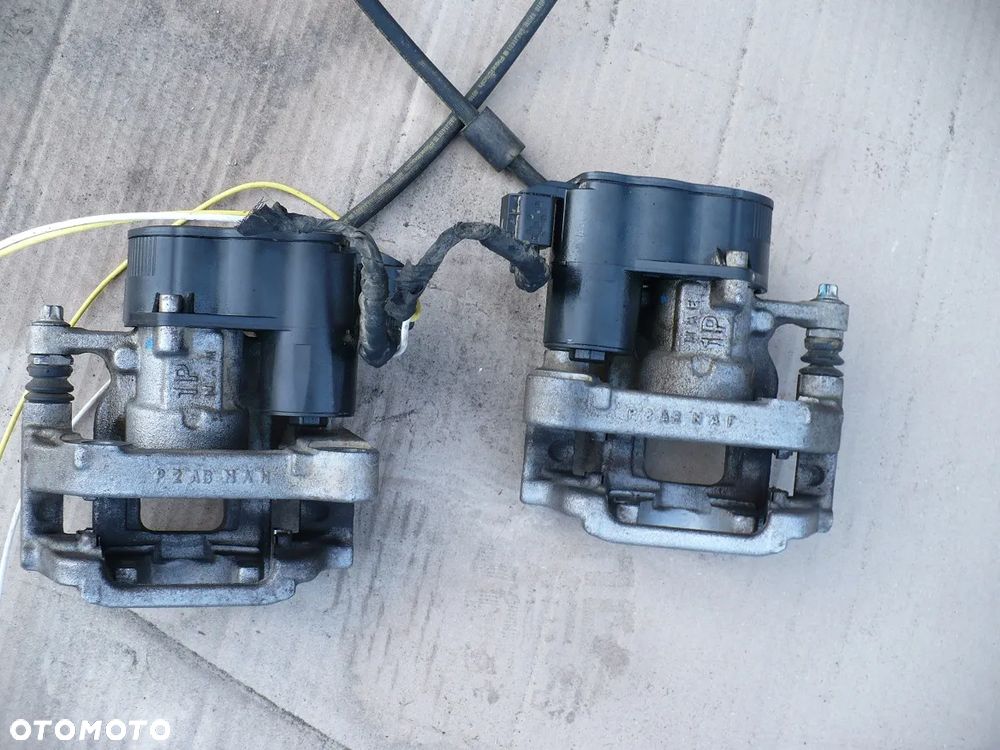 CITROEN C5X C5 X 22-opel TYL ZACISK JAZMO SILNIK AB798820 AB798819 800kil. przebi. eu.