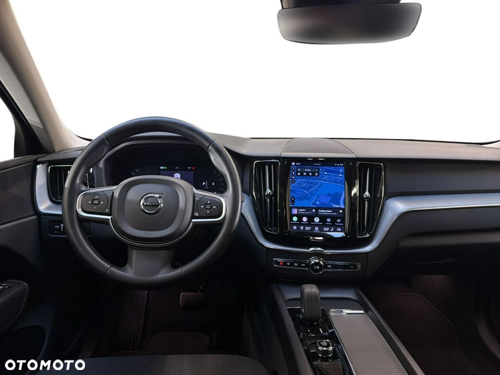 Volvo XC 60 B4 D AWD Momentum Pro - 7