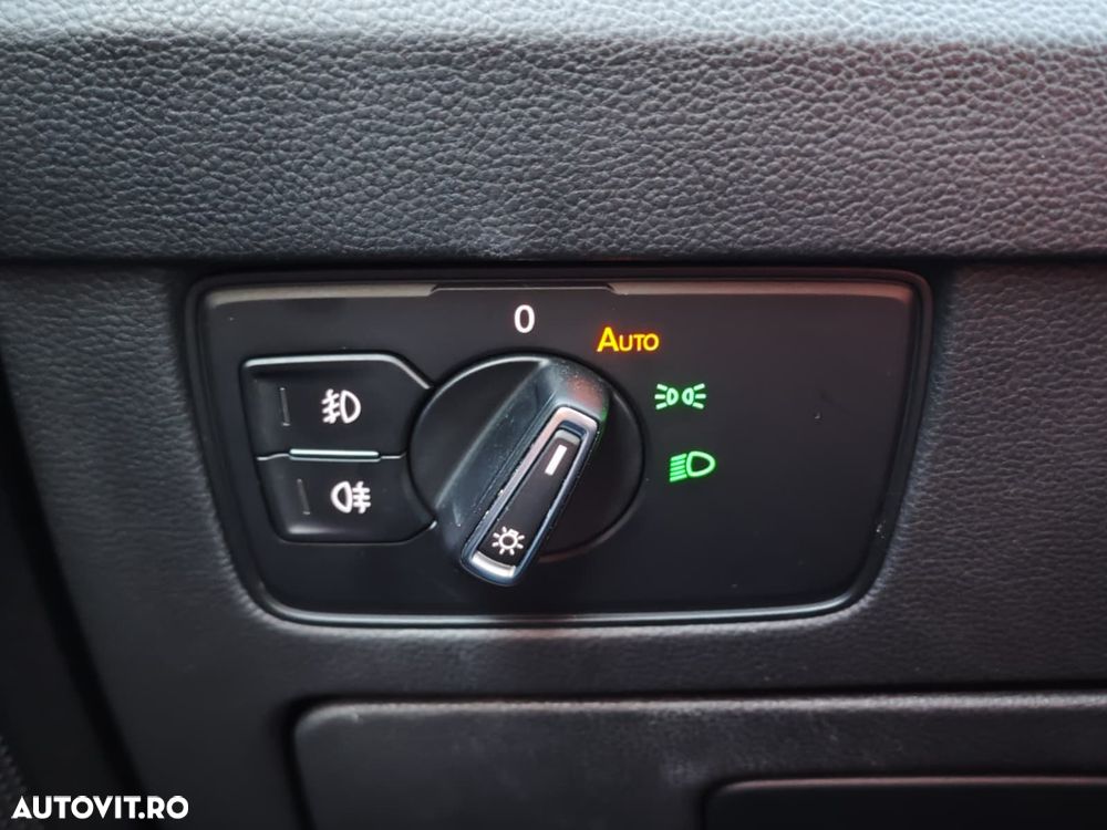 Volkswagen Passat 1.6 TDI DSG Comfortline - 24