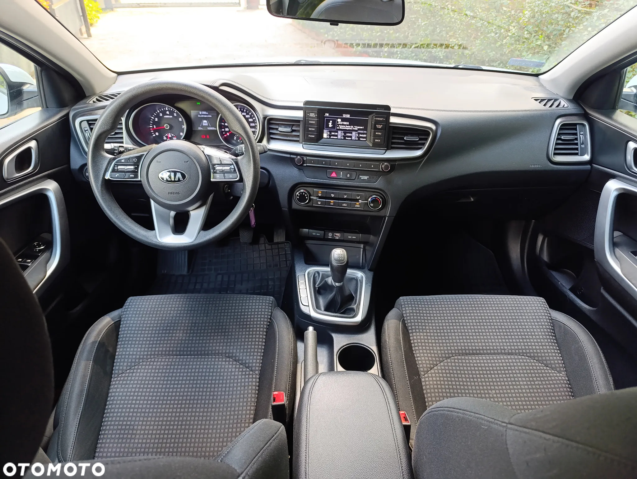 Kia Ceed 1.4 T-GDI M - 16