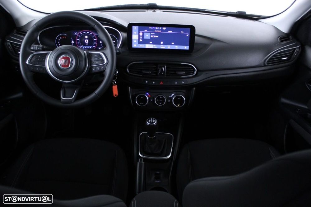 Fiat Tipo Station Wagon Cross 1.0 GSE T3 Cross - 18