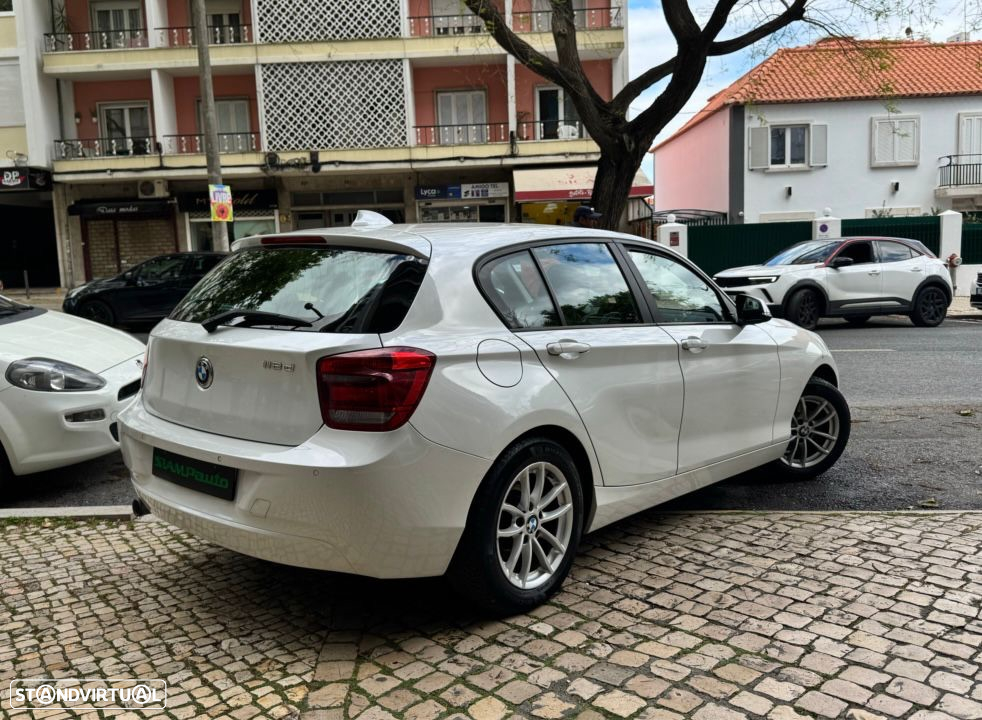 BMW 118 dA Line Sport - 4