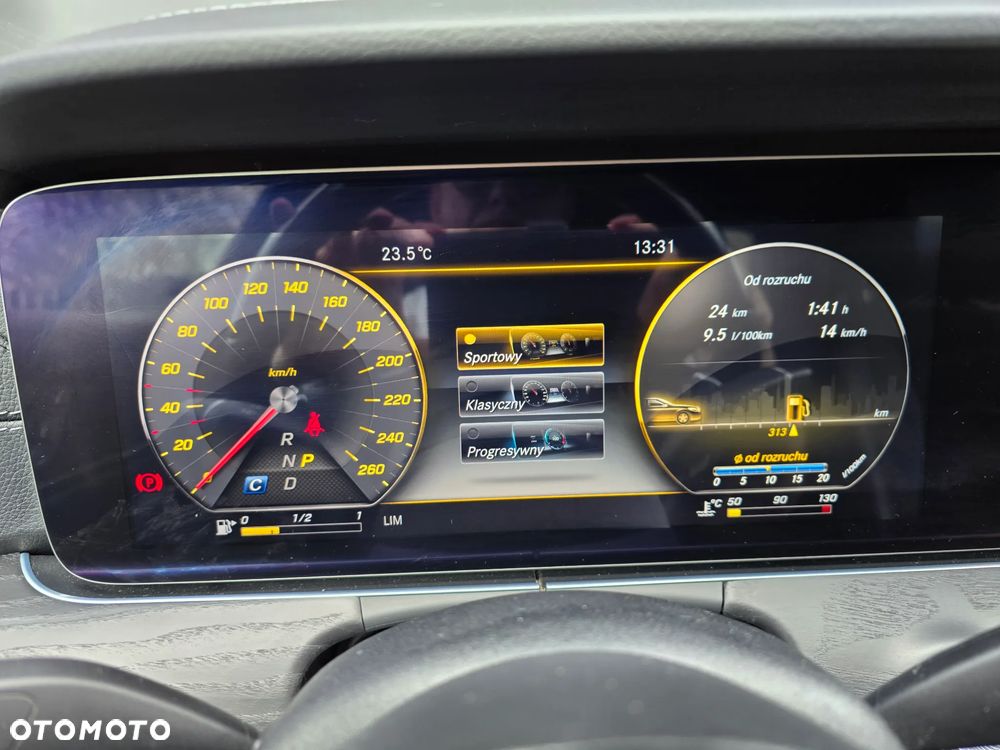 Mercedes-Benz Klasa E 220 d 4-Matic AMG - 32