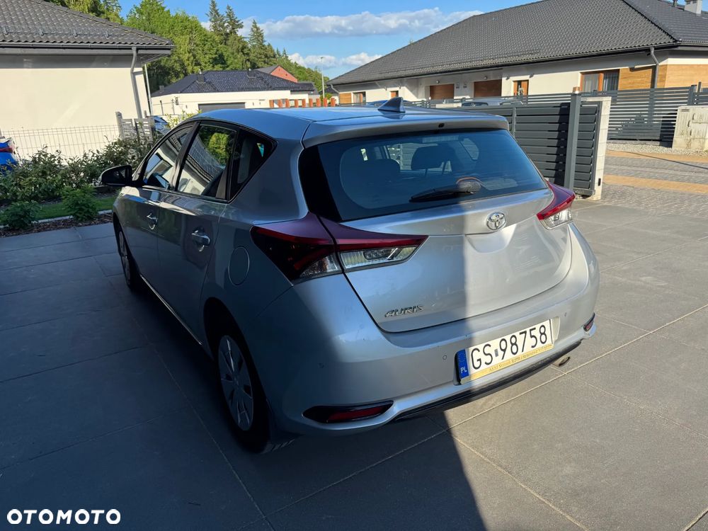 Toyota Auris 1.6 Active - 6