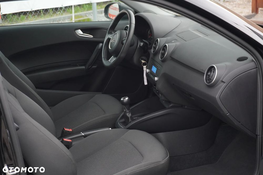 Audi A1 3-drzwiowe 1.2 TFSI admired - 28