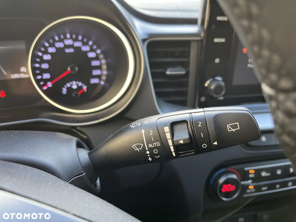 Kia XCeed 1.5 T-GDI M - 21