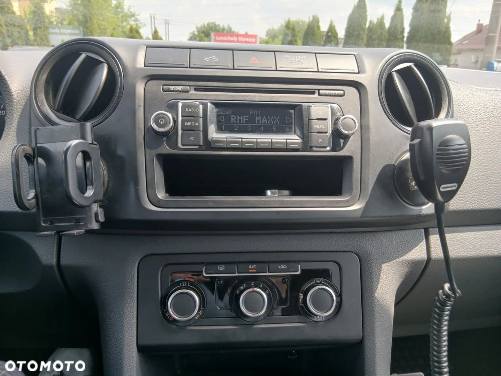 Volkswagen Amarok Double Cab 2.0 TDi 4MOTION Basic - 11