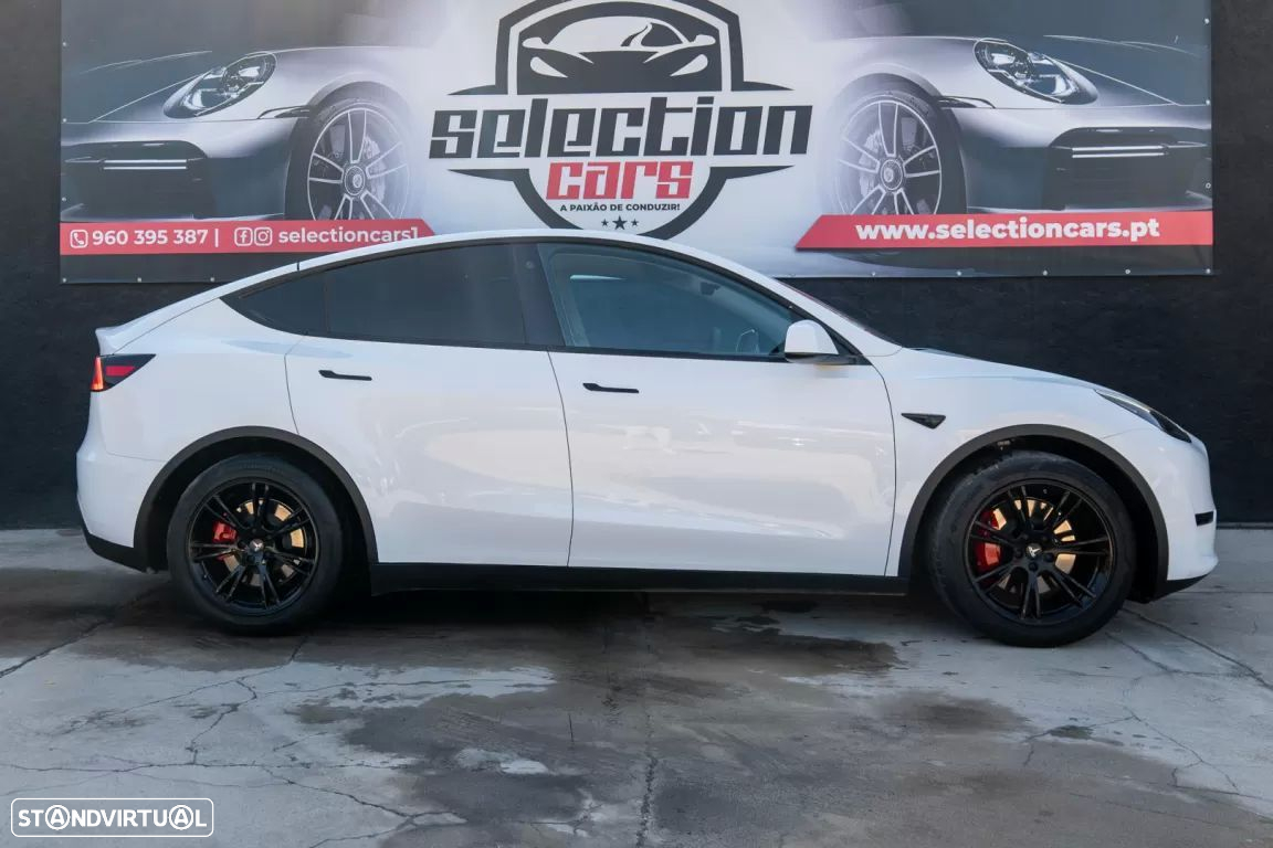 Tesla Model Y Tração Traseira - 2