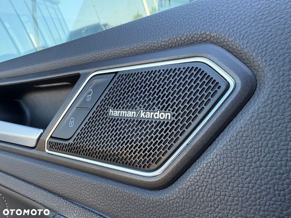 Volkswagen Tiguan - 24