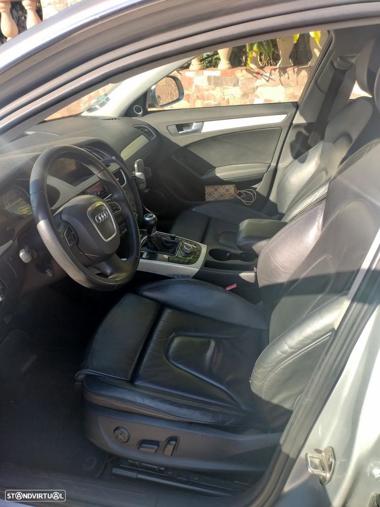 Audi A4 Avant 2.0 TDI Business Line Plus - 3