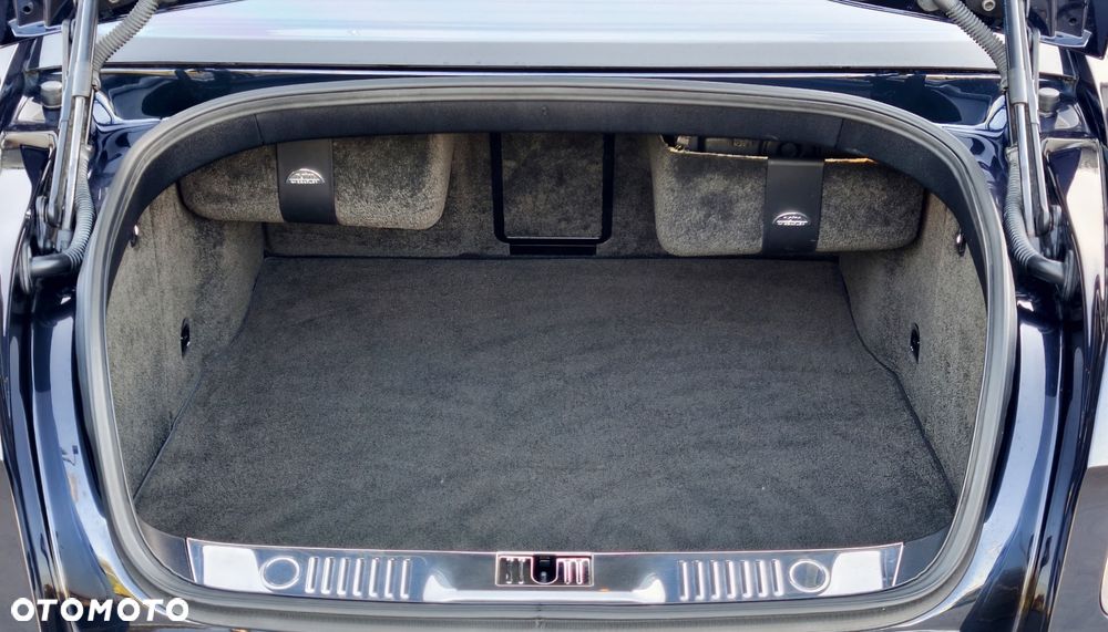 Bentley Flying Spur V8 S - 9