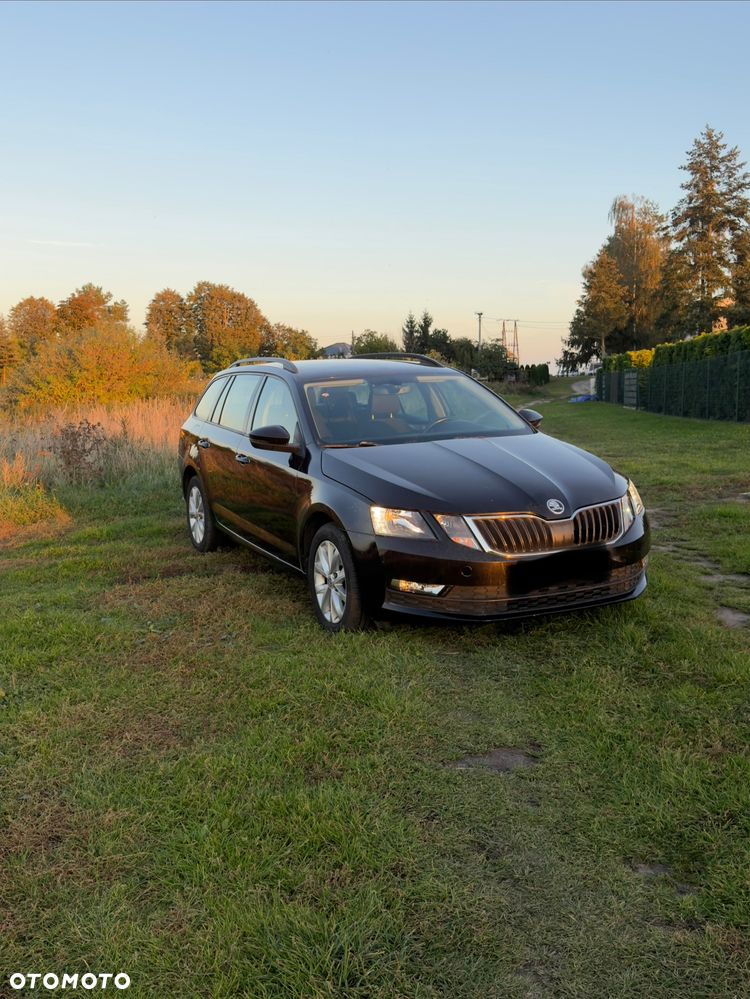 Skoda Octavia 1.6 TDI (Green tec) DSG Ambition - 6