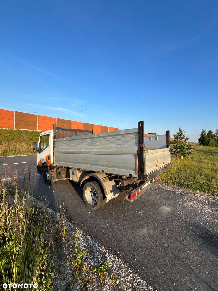 Nissan Cabstar - 3