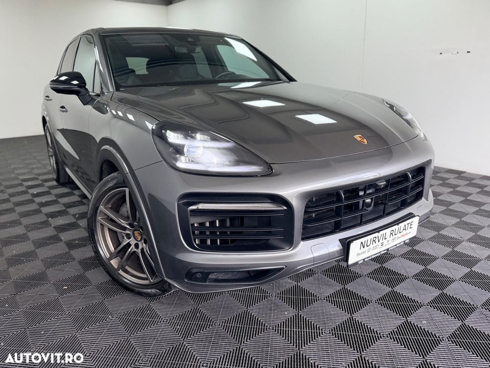 Porsche Cayenne S - 4