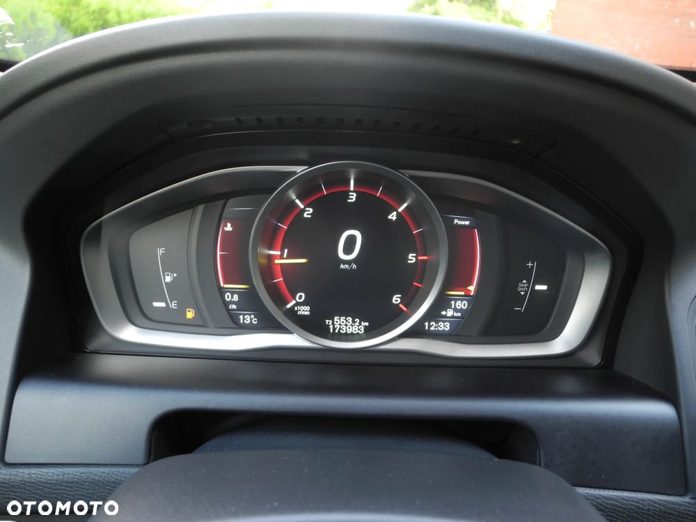 Volvo XC 60 - 8